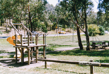 Photograph, Homestead Road, Eltham Lower Park