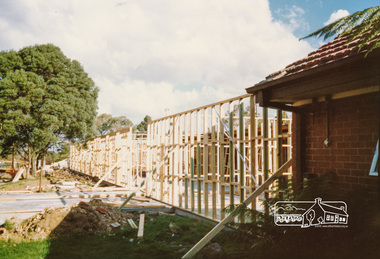 Photograph, Diamond Valley Community Hospital, Greensborough, 1990, 1990