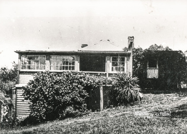 Photograph, "Lowes Loft", Warrandyte, 1938, 1938