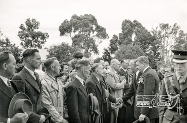 Photograph, Sir Dallas Brookes, Kangaroo Ground Memorial, 1951, 16 November, 1951