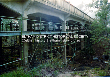 Photograph, Ruth H. Pendavingh, Reconstruction of Main Road from Main Road Bridge to Mount Pleasant Road, Eltham, 1984
