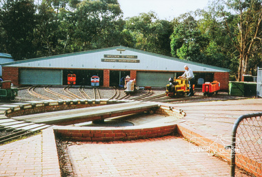 Photograph, Ruth H. Pendavingh, Train Turntable, Diamond Valley Railway, Lower Eltham Park