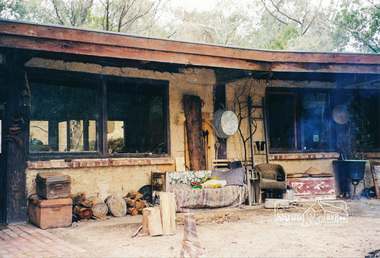 Photograph, Gayle Blackwood, Boomerang House, Laughing Waters Road, Eltham