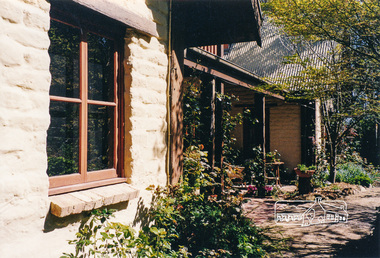 Photograph, Gayle Blackwood, Robert Marshall designed mudbrick home, off Warrandyte-Research Road, North Warrandyte