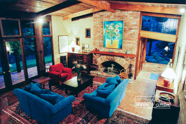 Photograph, Believed to be an Alistair Knox designed mudbrick home, 145 Kangaroo Ground-Warrandyte Road; 2002, 2002