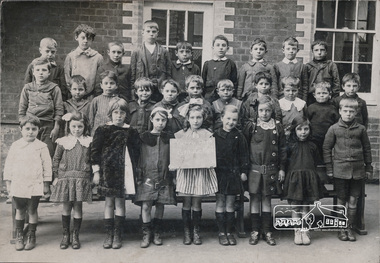 Photograph, Grade IIC, Yarra Park State School No.1406, c.1928, 1928c
