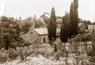 Photograph, Shillinglaw Cottage