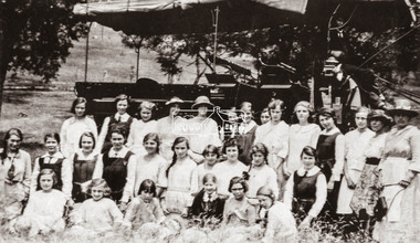 Negative - Photograph, Merton Hall School class at Greensborough, c.1922