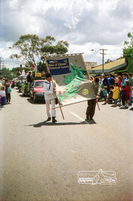 Photograph, Shire of Eltham Historical Society float, Eltham Festival Parade, Main Street, 10 November 1990, 10/11/1990