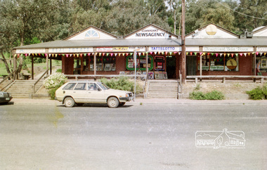 Photograph, Hurstbridge shops, Heidelberg-Kinglake Road, c.1989, 1989c