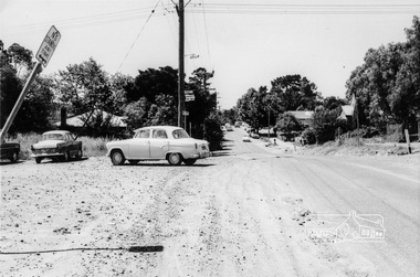 Photograph, Intersection of Main Road and Pitt Street, Eltham, February 1968, Feb 1968