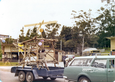 Photograph, Montmorency Scouts, Eltham Community Festival Parade, Main Road opposite Wingrove Park, 4 August 1978, 04/08/1978