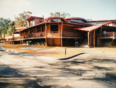 Photo album, Exterior view of the new Eltham Library, 1994