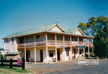 Photograph, Friendly Inn Hotel, Eltham, NSW