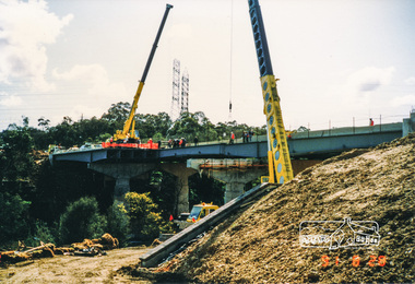 Photograph, Fitzsimons Lane bridge duplication; 28 Aug 1991, 28/08/1991