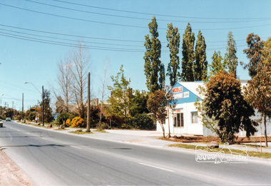 Photograph, Para Road, Montmorency, industrial area looking south from Plenty River Bridge on boundary of Shire of Eltham