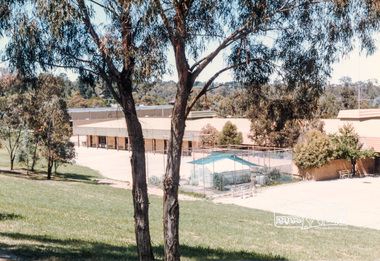 Photograph, Montmorency High School, Para Road, located north of tennis courts, 1985, 1985