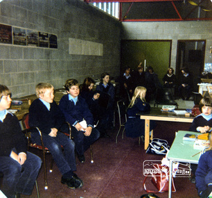 Photograph, Children listening to Gavin Phillips, Eltham Christian School, 1981, 1981