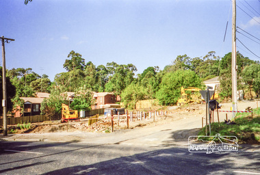Photograph, Clearing land for Le Pine Funeral Home, cnr York Street and Main Road, Eltham, c.March 1998, 1998