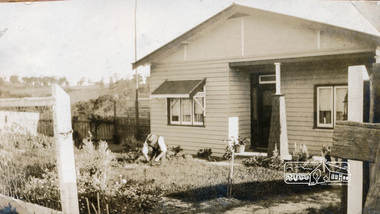 Photograph, 'Ardlui' - home of James (Jim) Jenkins and his wife Fanny Davidson Carrucan