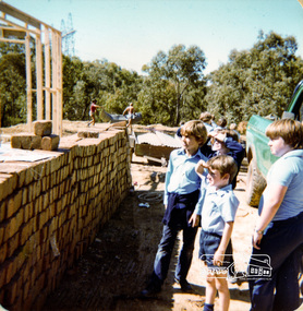 Photograph, Excursion to Fields house next to school early in year, Eltham Christian School, 1982