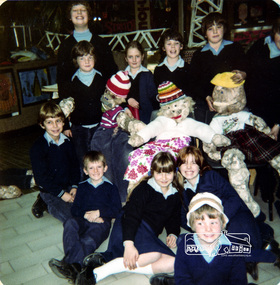 Photograph, Primary trip to Greensborough Shopping Centre, Eltham Christian School,  August 1982, 1982