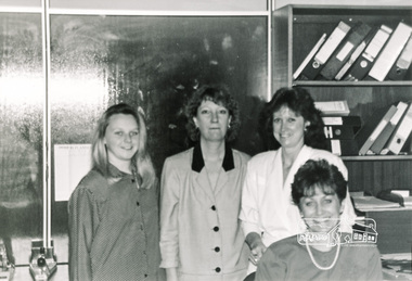 Photograph, Shire of Eltham staff members, 1991