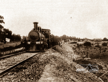 Negative - Photograph, Railway construction train hauled by steam locomotive W-197 between Eltham and Hurstbridge, c.1912