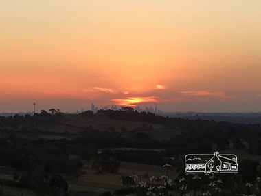Photograph, Peter Pidgeon, Sunset over Melbourne from Kangaroo Ground, 16 Dec 2016