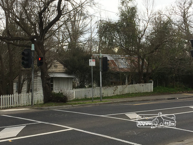 Photograph, Peter Pidgeon, Whitecloud Jarrold Cottage c.1850 & boot makers cottage. The fence was knocked down by a car in 1974, Main Road, Eltham, 2 Sep 2017