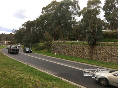 Photograph, Peter Pidgeon, Site of the original Catholic Church but was too far from centre of community, Main Road, Eltham, 2 Sep 2017