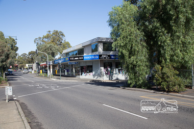 Photograph, Peter Pidgeon, Newsagency, Main Road, Eltham, 3 May 2017, 3 May 2017