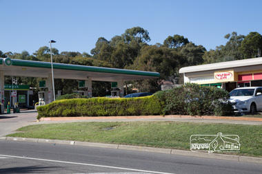 Photograph, Peter Pidgeon, BP Service Station, cnr Main Road and Beard Street, Eltham, 3 May 2017, 3 May 2017