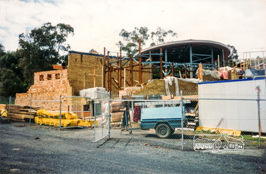 Photograph, Cr. Peter Graham, Steel posts in the library foyer entrance and display area, Eltham Library construction, Oct 1993, 1993