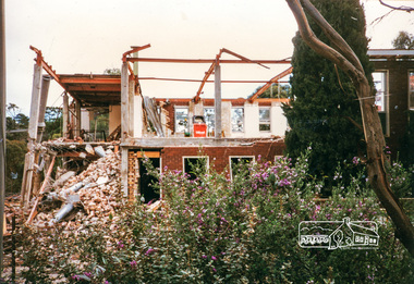Photograph, Cr. Peter Graham, Demolition of the former Shire of Eltham Offices, 895 Main Road, Eltham, 12 August 1996, 12/08/1996