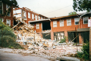 Photograph, Cr. Peter Graham, Looking at entrance to Shire Office building, Administration and CEO office, 12 Aug 1996, 12/08/1996