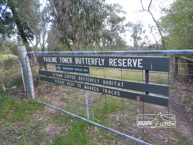 Photograph, Liz Pidgeon, Heritage Excursion; East of Eltham, 6 Sep 2014, 20 May 2017