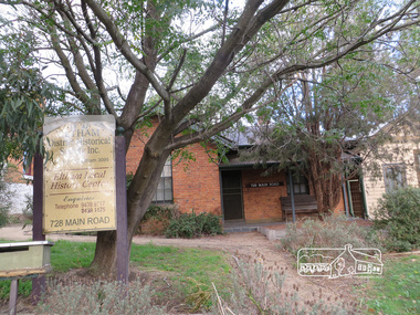 Photograph, Liz Pidgeon, Eltham Local History Centre, 728 Main Road, Eltham, 1 May 2016, 1 May 2016