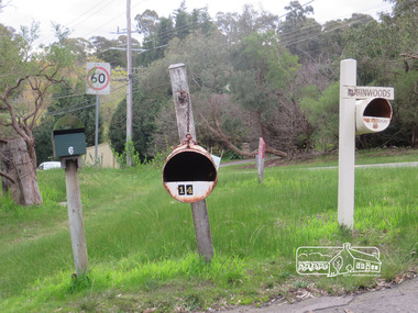 Photograph, Liz Pidgeon, Heritage Excursion; Back-track walk to Fitzsimons Lane, 2 July 2016, 2 July 2016