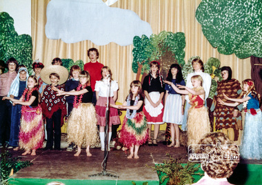 Photograph, "Noki Cour I Noa", Sir Oliver's Song, Eltham Christian School, 18 August 1983, 1983