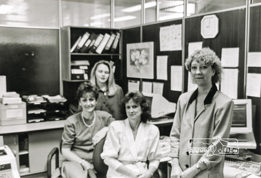 Photograph, Shire of Eltham staff members, 1991