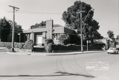 Photograph, Shire of Eltham Library and Office, cnr Main Road and Arthur Street, Eltham