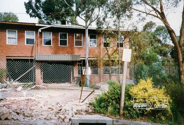 Photograph, Cr. Peter Graham, Looking at entrance to Shire Office building, Administration and CEO office, 12 Aug 1996, 12/08/1996