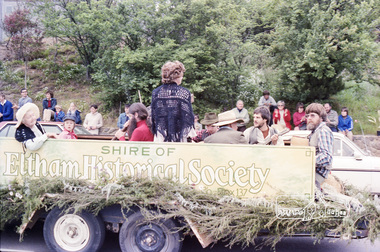 Photograph, Eltham Festival Parade, Nov 1982, 1982