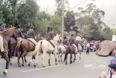 Photograph, Eltham Festival Parade, Nov 1982, 1982