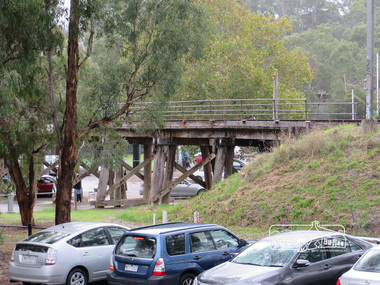 Photograph, Liz Pidgeon, Heritage Excursion; The 1901 Eltham Railway Walk, 3 May 2014, 3 May 2014