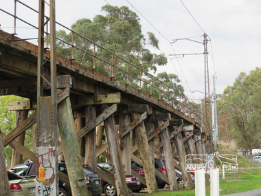 Photograph, Liz Pidgeon, Heritage Excursion; The 1901 Eltham Railway Walk, 3 May 2014, 3 May 2014