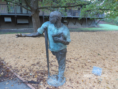 Photograph, Liz Pidgeon, Alan Marshall by Marcus Skipper (1995) outside Eltham Library, Panther Place, 21 May 2014, 21 May 2014