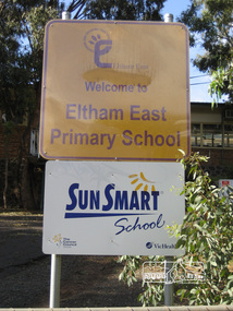 Photograph, Liz Pidgeon, Eltham East Primary School, Grove Street, 27 December 2011