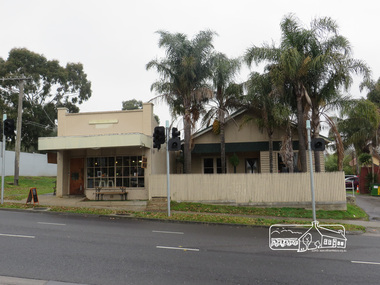Photograph, Cafe Zen Den, 736 Main Road, 21 June 2017, 21 June 2017